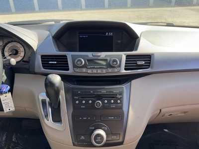 2013 Honda Odyssey, $8000. Photo 2