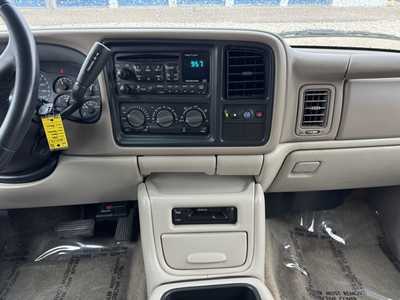2002 Chevrolet Suburban, $7490. Photo 2