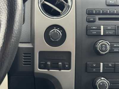 2011 Ford F150 Crew Cab, $13990. Photo 9