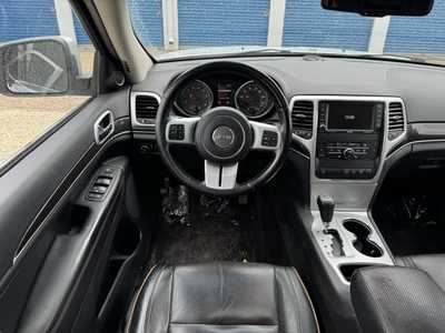 2011 Jeep Grand Cherokee, $8200. Photo 11