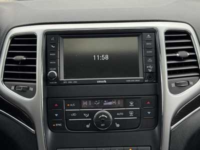 2011 Jeep Grand Cherokee, $8200. Photo 3