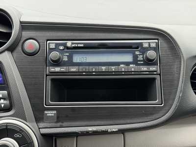 2011 Honda Insight, $10000. Photo 9