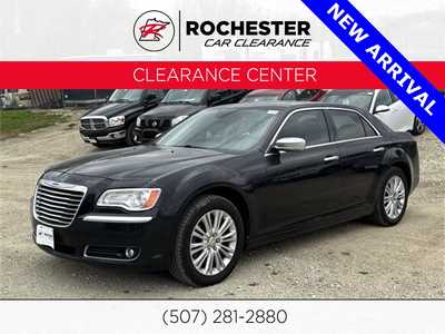 2013 Chrysler 300, $11584. Photo 1