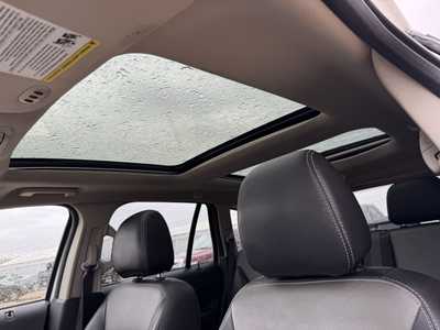 2013 Ford Edge, $7943. Photo 7