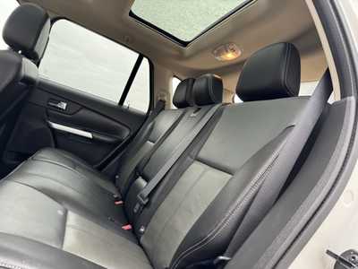 2013 Ford Edge, $7943. Photo 9