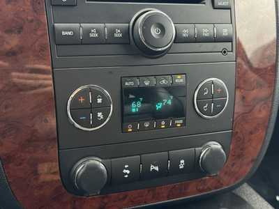 2014 Chevrolet Tahoe, $12998. Photo 10