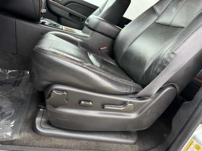 2014 Chevrolet Tahoe, $12998. Photo 3