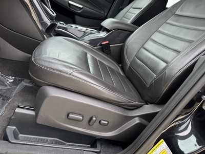 2015 Ford Escape, $7500. Photo 5