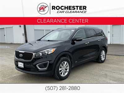 2016 Kia Sorento, $9990. Photo 1