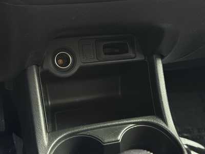 2015 Mitsubishi Outlander, $8699. Photo 10