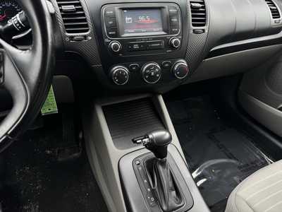 2015 Kia Forte, $6500. Photo 11