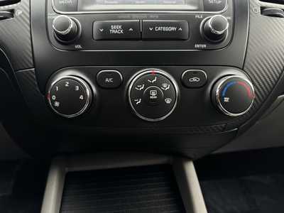 2015 Kia Forte, $6500. Photo 8