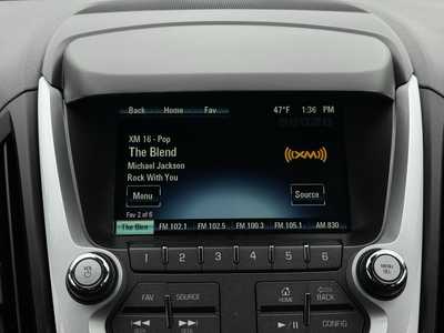 2016 Chevrolet Equinox, $12490. Photo 2