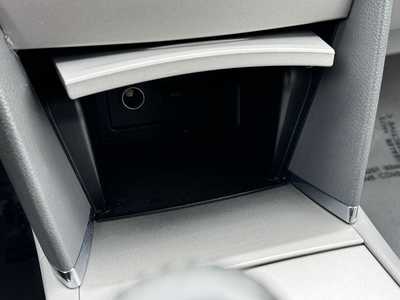 2007 Toyota Camry, $5490. Photo 9