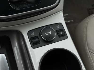 2013 Ford Escape, $10700. Photo 8