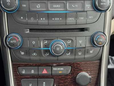 2013 Chevrolet Malibu, $8991. Photo 9
