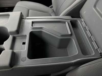 2014 Ford F150 Crew Cab, $13934. Photo 11