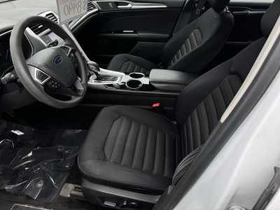 2014 Ford Fusion, $8490. Photo 3