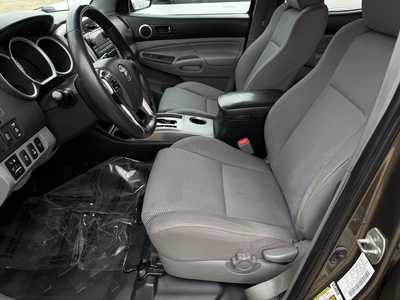 2012 Toyota Tacoma, $14590. Photo 4