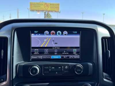 2017 Chevrolet 1500 Crew Cab, $14990. Photo 2