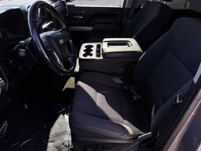 2017 Chevrolet 1500 Crew Cab, $14990. Photo 5