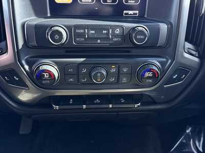 2017 Chevrolet 1500 Crew Cab, $14990. Photo 9