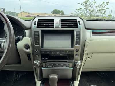 2010 Lexus GX Series, $9990. Photo 2
