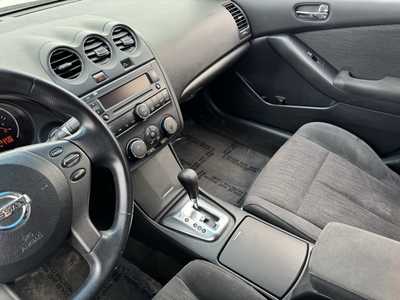 2012 Nissan Altima, $4990. Photo 12