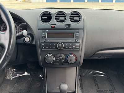 2012 Nissan Altima, $4990. Photo 2