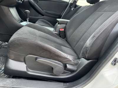 2012 Nissan Altima, $4990. Photo 6