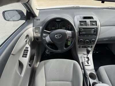 2012 Toyota Corolla, $10579. Photo 4