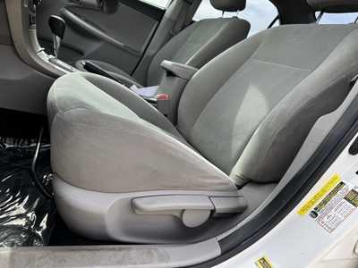 2012 Toyota Corolla, $10579. Photo 6