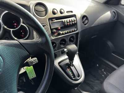 2005 Pontiac Vibe, $3990. Photo 10