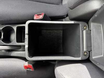 2005 Pontiac Vibe, $3990. Photo 12