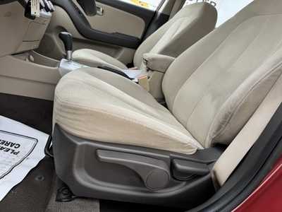 2008 Hyundai Elantra, $4490. Photo 6