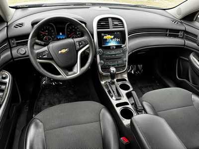 2015 Chevrolet Malibu, $7590. Photo 7