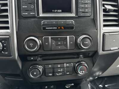 2015 Ford F150 Crew Cab, $20000. Photo 10