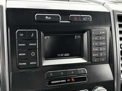 2015 Ford F150 Crew Cab, $20000. Photo 3