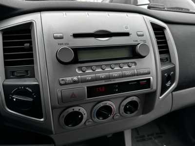 2006 Toyota Tacoma, $11365. Photo 7