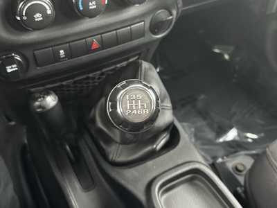 2013 Jeep Wrangler Unlimited, $16197. Photo 11