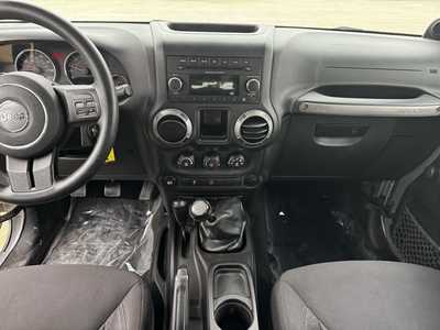 2013 Jeep Wrangler Unlimited, $16197. Photo 2