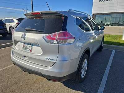 2016 Nissan Rogue, $10200. Photo 4