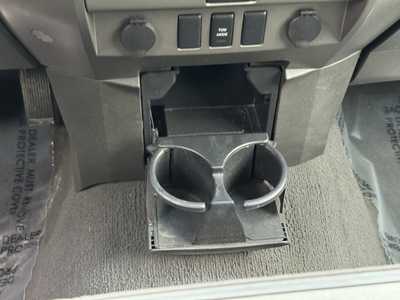 2005 Nissan Titan, $5490. Photo 11