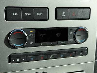 2010 Lincoln MKX, $9990. Photo 10