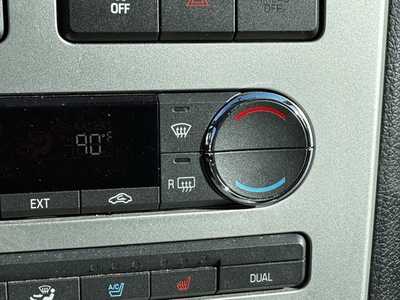 2010 Lincoln MKX, $9990. Photo 12