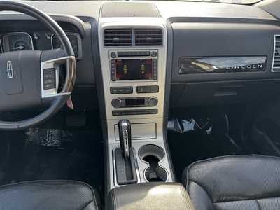 2010 Lincoln MKX, $9990. Photo 2