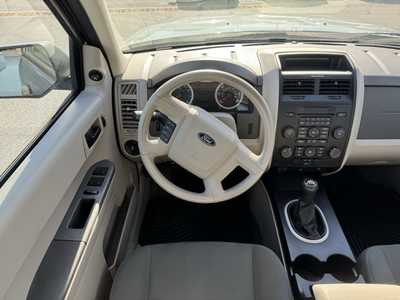 2012 Ford Escape, $4990. Photo 4