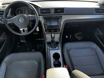 2014 Volkswagen Passat, $7590. Photo 8