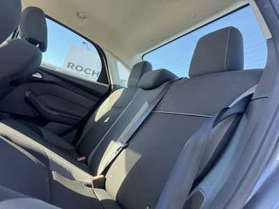 2014 Ford Focus, $6500. Photo 9