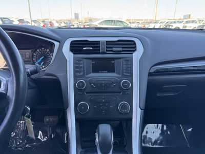 2015 Ford Fusion, $11100. Photo 2